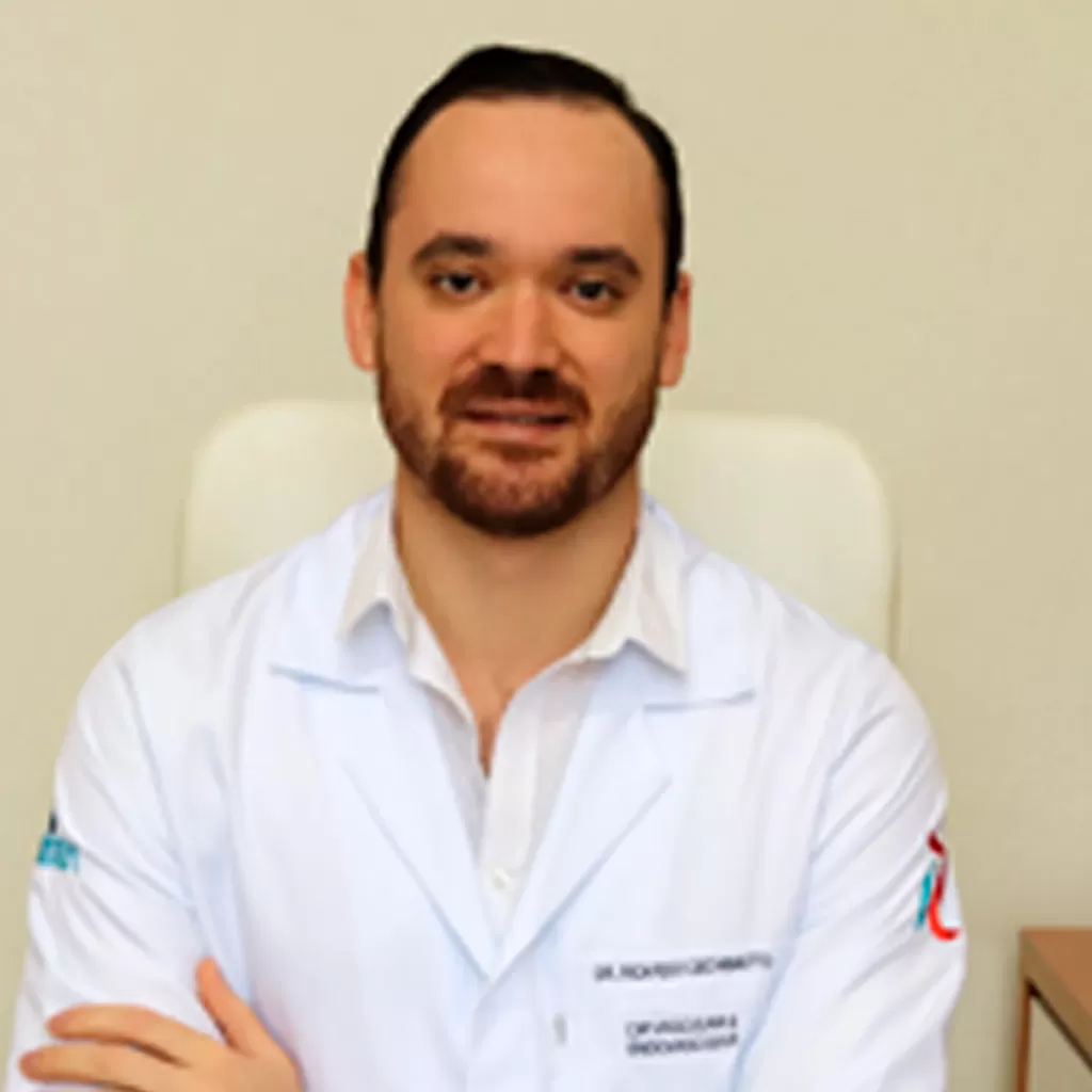 Dr. Ricardo Cechinatto